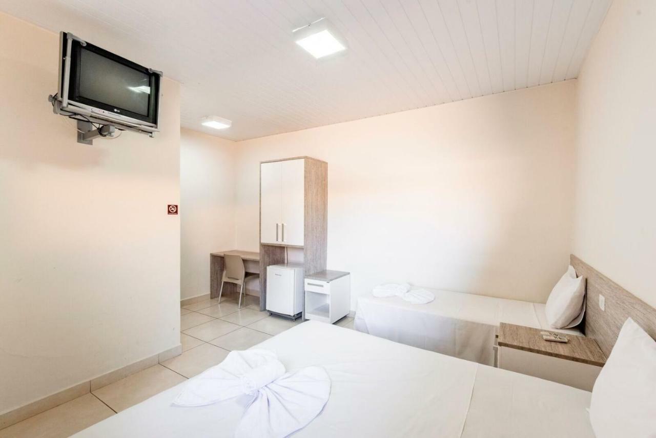 Tokyo Hotel Tres Lagoas Ngoại thất bức ảnh